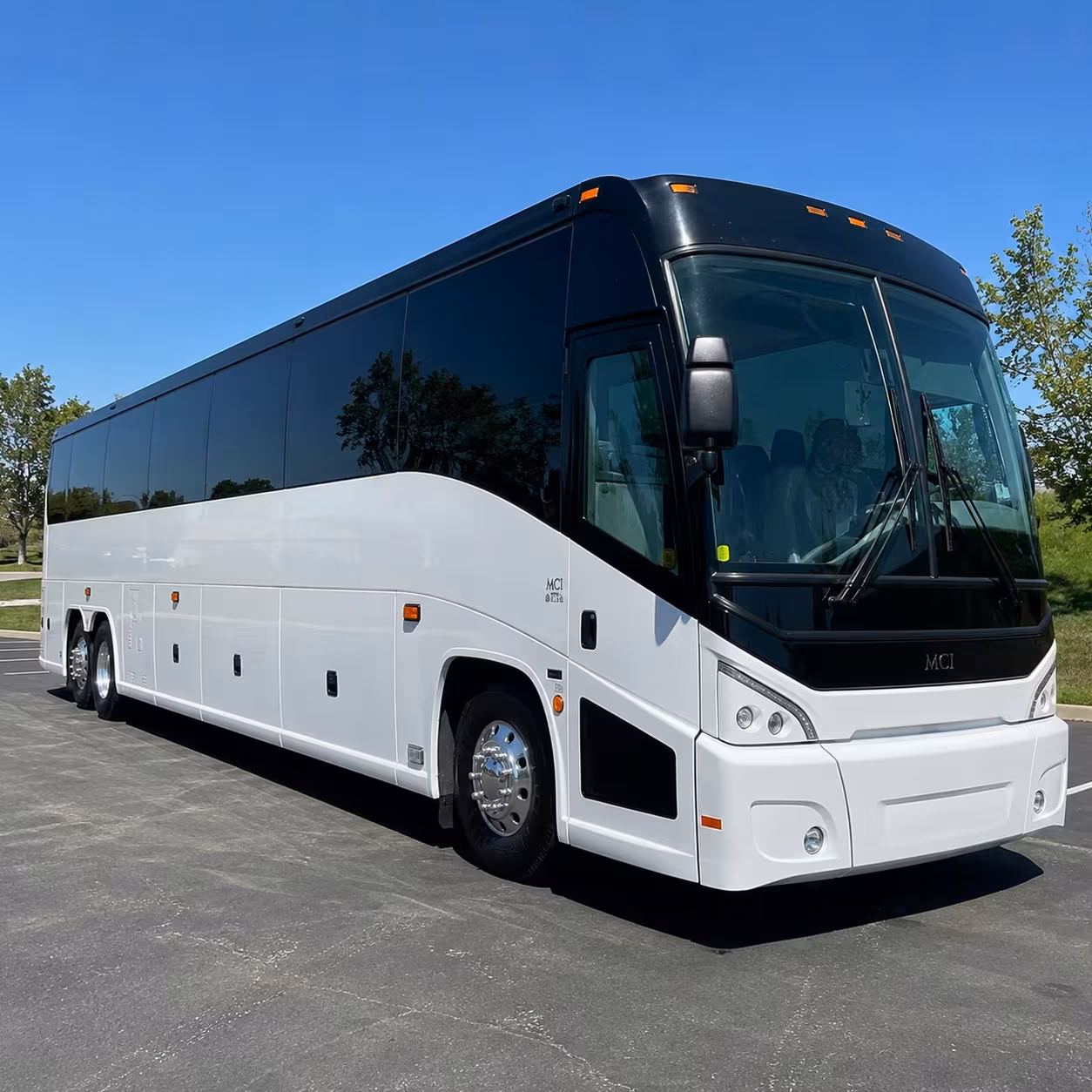 quincy cruise shuttle buses to black falcon terminal