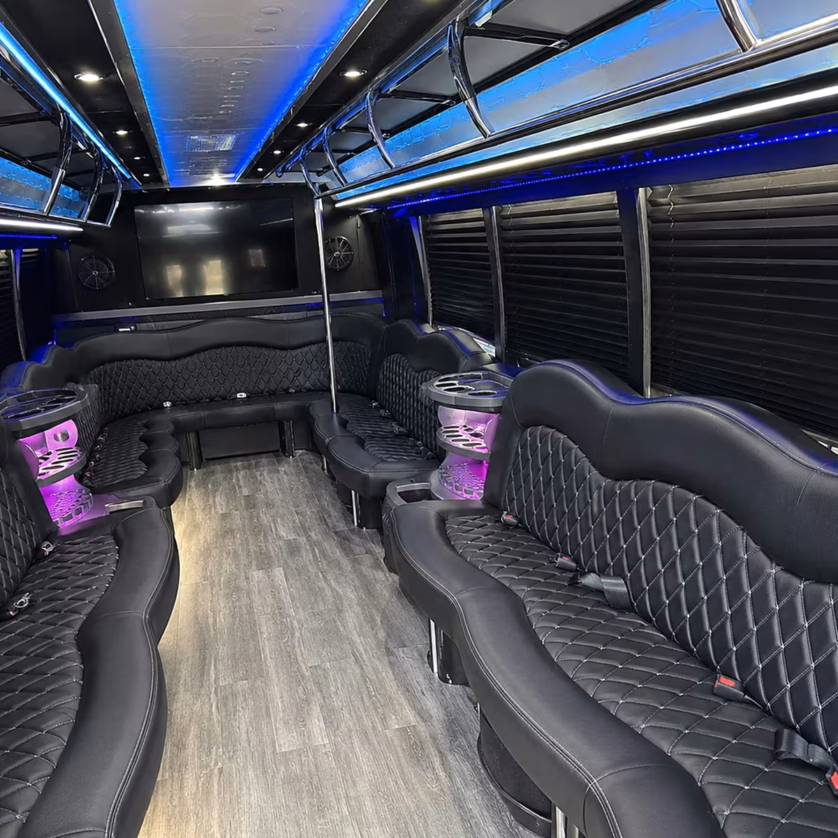 quincy party bus rentals for quincy high and north quincy proms